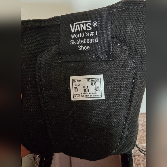Vans Black Skateboard Shoes - Picture 6 of 9